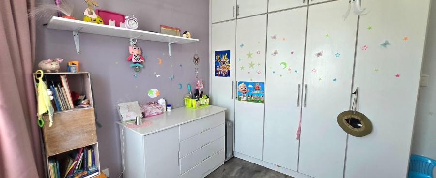 4 Bedroom Property for Sale in Franskraal Western Cape